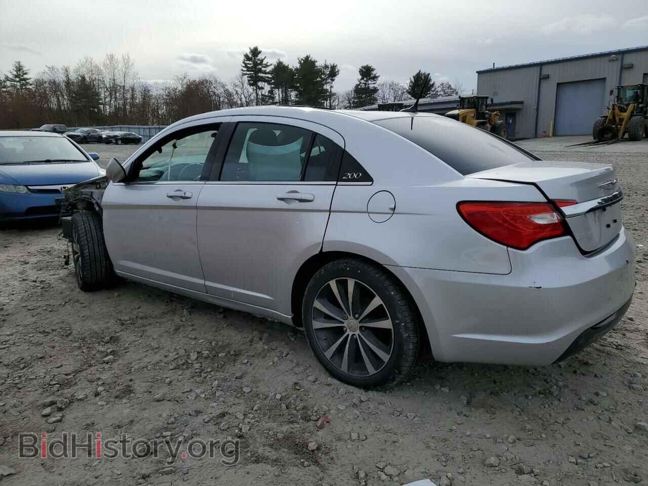 2012 CHRYSLER 200 - VIN: 1C3CCBBGXCN287949 - Фото 2
