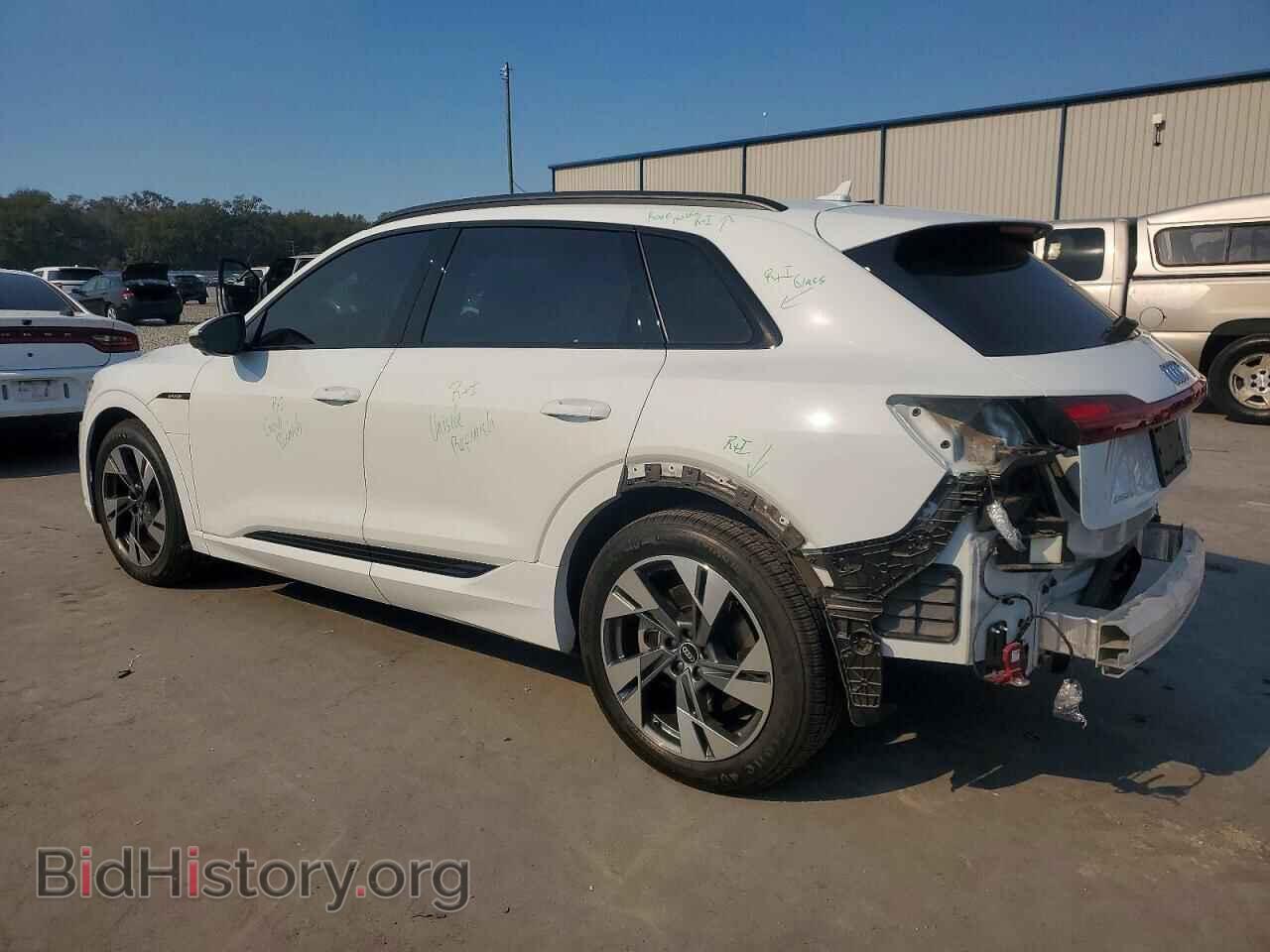 2022 AUDI E-TRON - VIN: WA1AAAGE2NB037971 - Photo 2