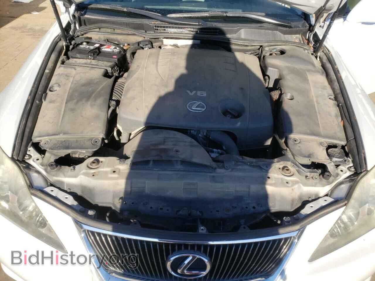 2007 LEXUS IS - VIN: JTHCK262872013409 - Photo 11
