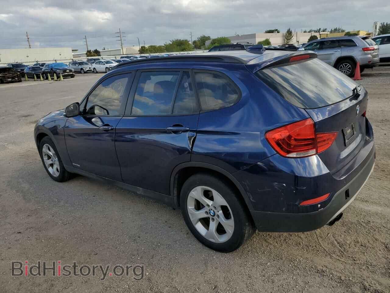 2014 BMW X1 - VIN: WBAVM1C57EVW51348 - Фото 2