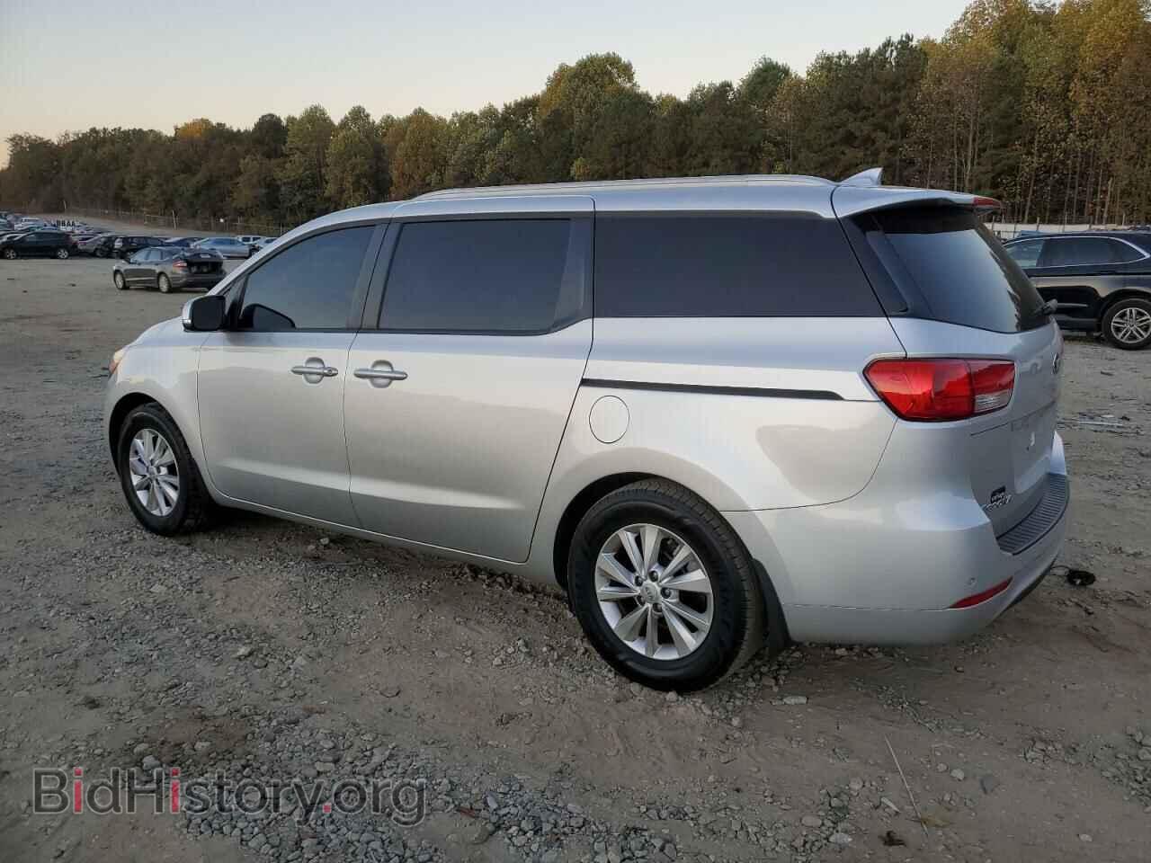 2015 KIA All Models - VIN: KNDMB5C19F6017995 - Photo 2