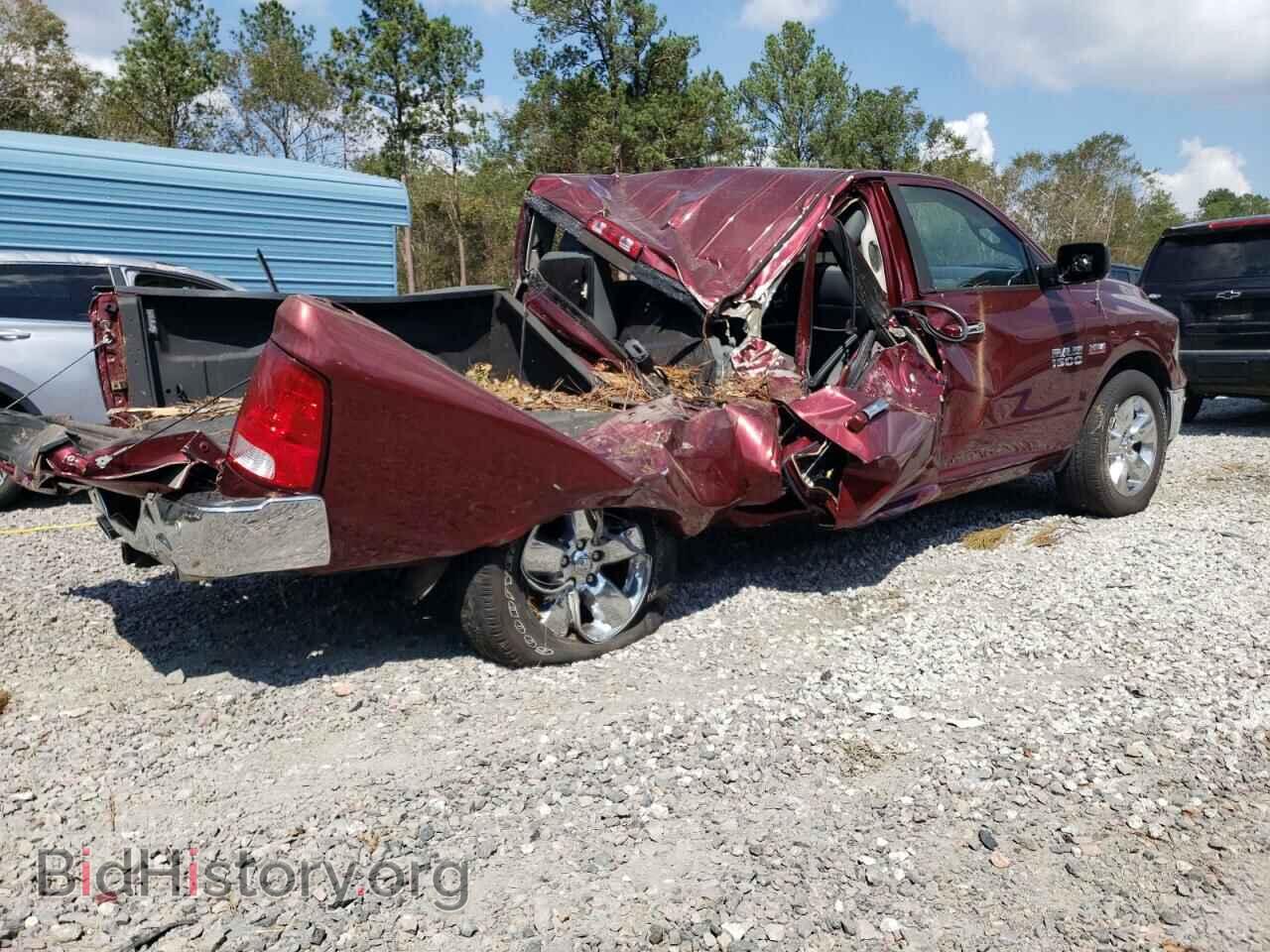 2017 RAM 1500 - VIN: 3C6RR7LT3HG524219 - Фото 3