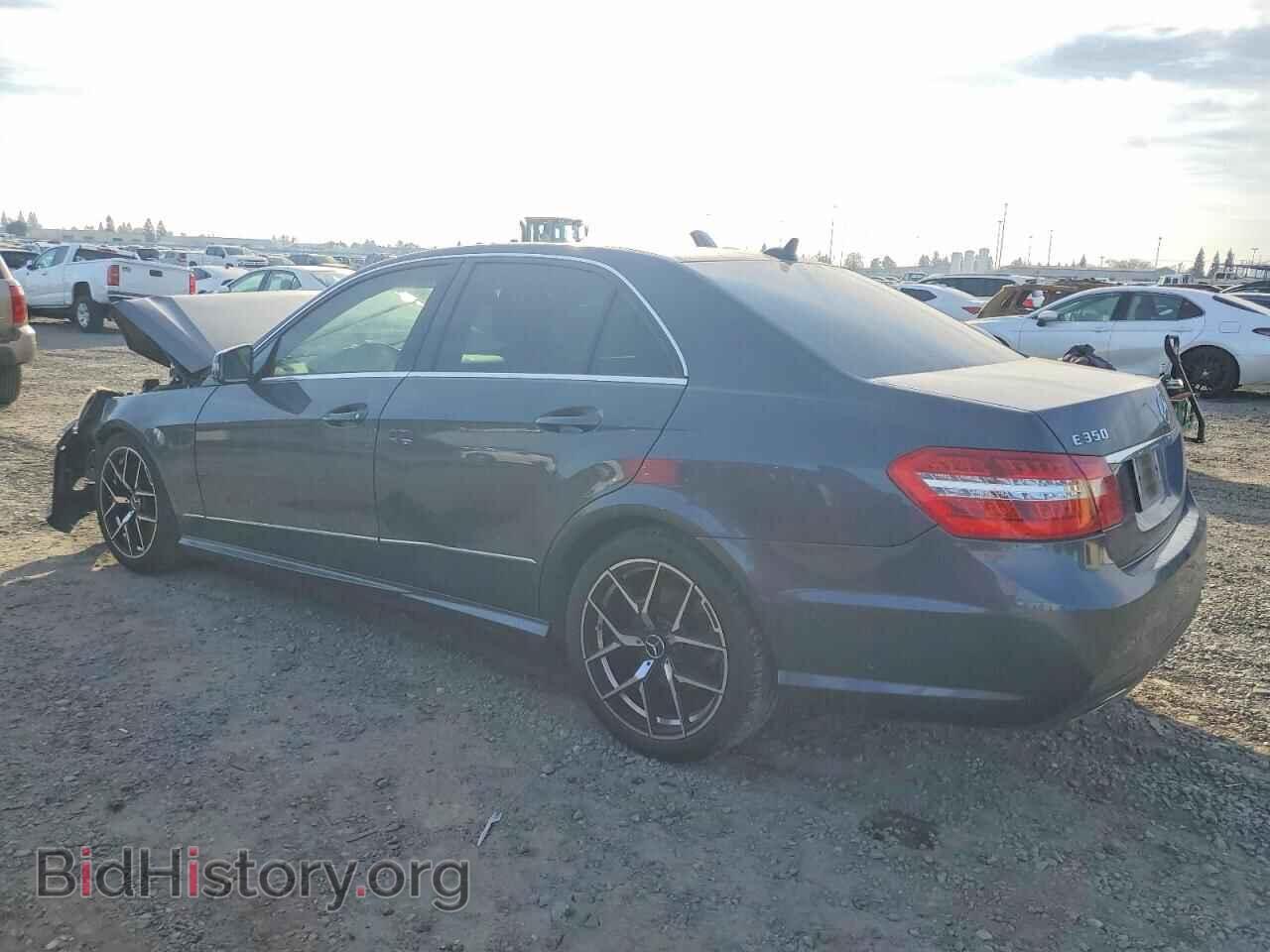 2011 MERCEDES-BENZ E-CLASS - VIN: WDDHF5GB2BA379298 - Фото 2