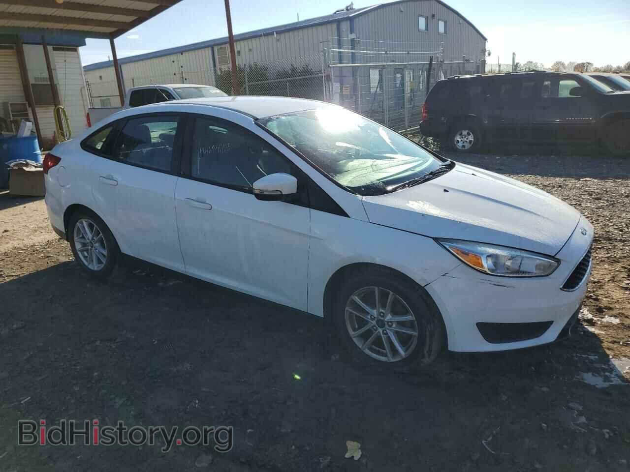 2017 FORD FOCUS - VIN: 1FADP3F29HL335975 - Photo 4