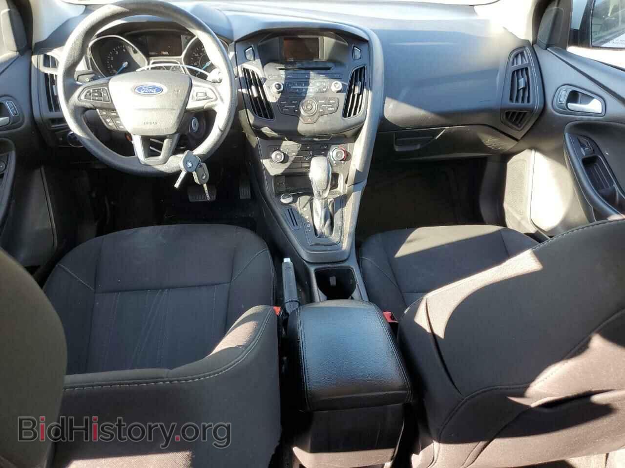 2017 FORD FOCUS - VIN: 1FADP3F29HL335975 - Photo 8