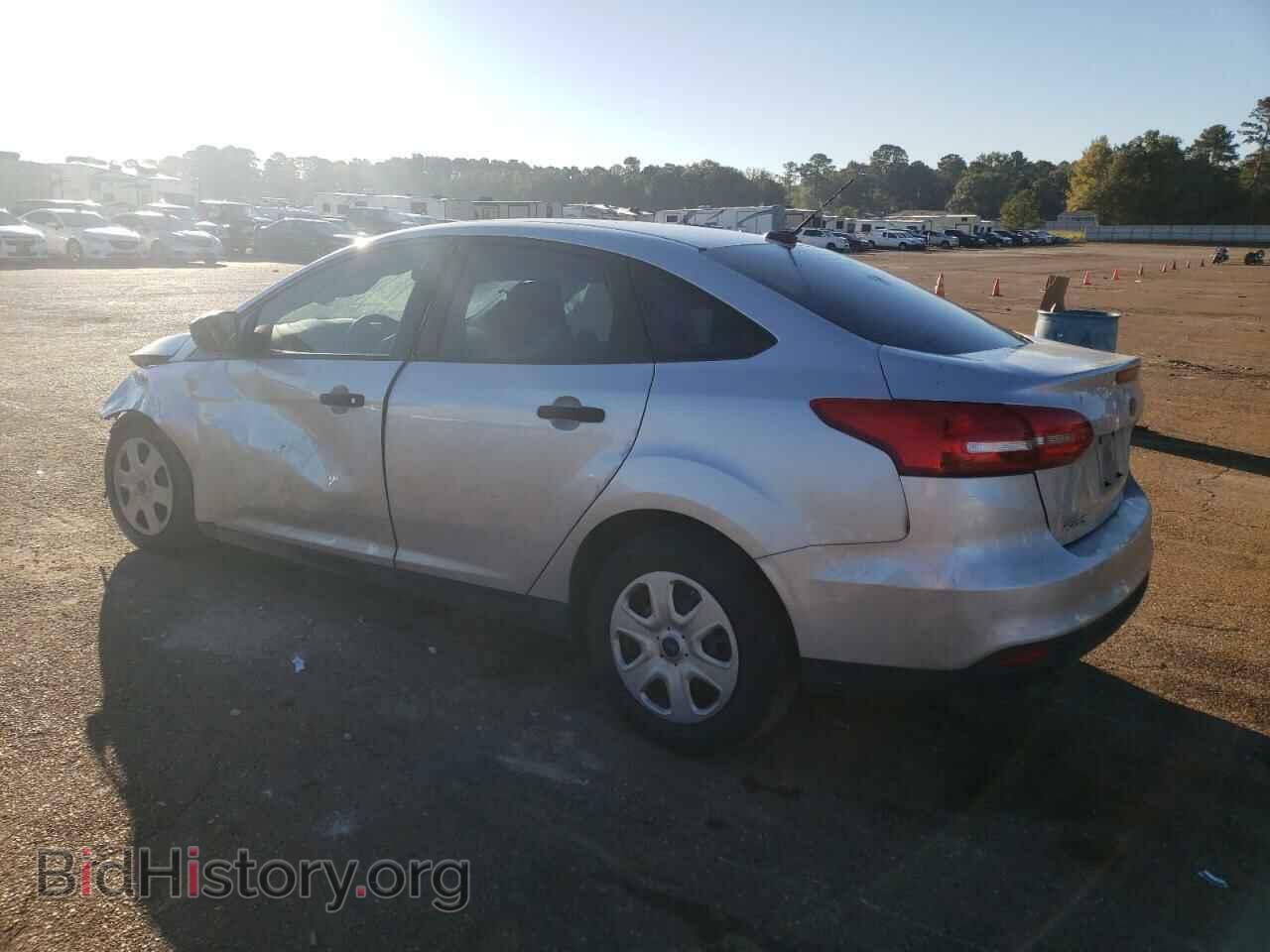 2017 FORD FOCUS - VIN: 1FADP3E2XHL313808 - Фото 2
