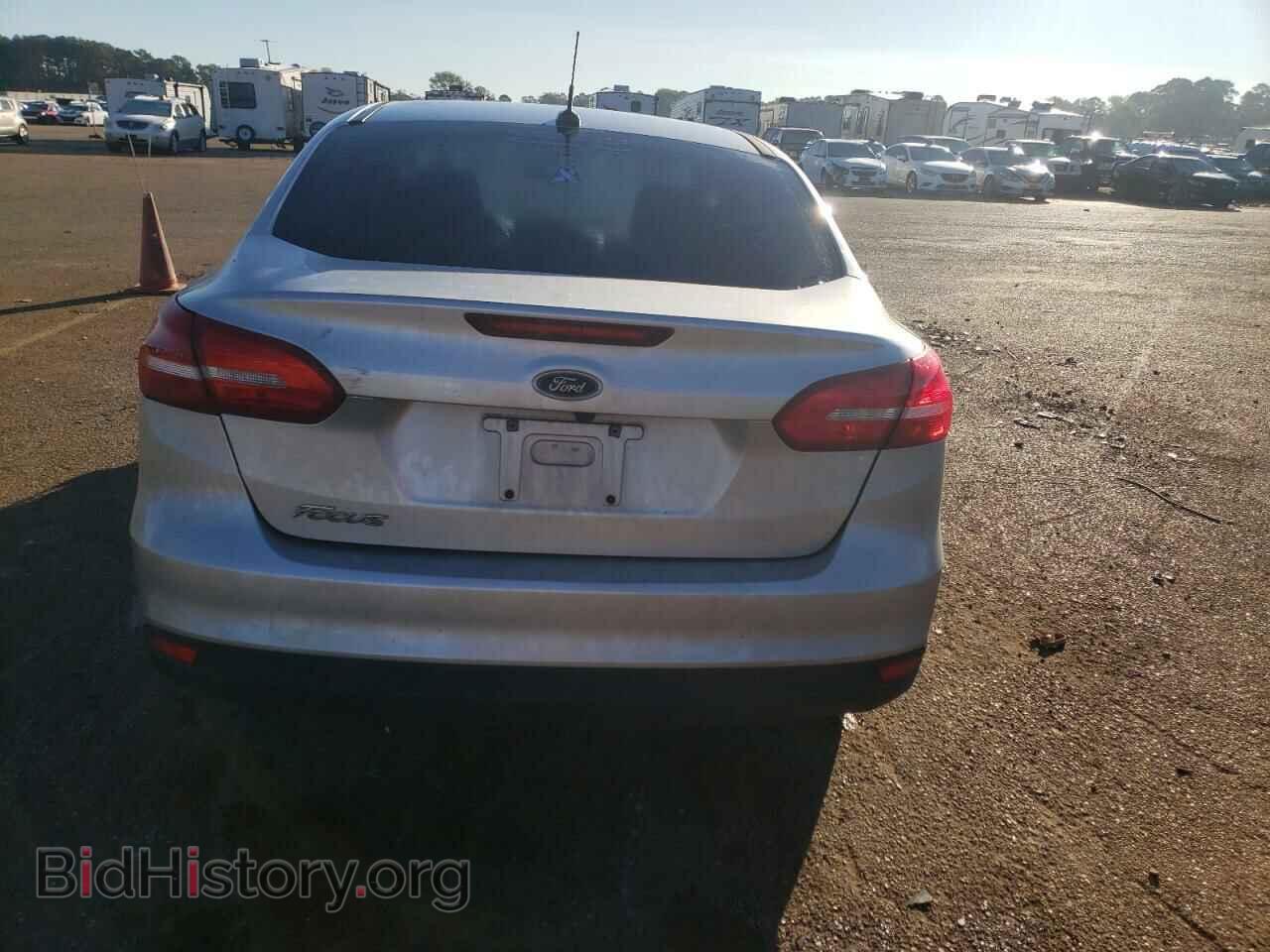2017 FORD FOCUS - VIN: 1FADP3E2XHL313808 - Фото 6