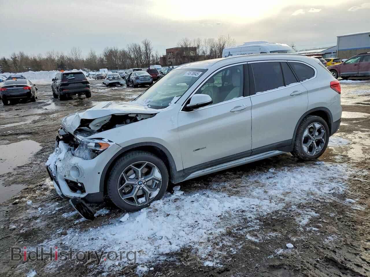 Фотография WBXHT3C37H5F85620 - BMW X1 2017