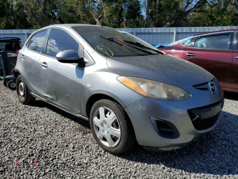 2013 Mazda 2 (VIN JM1DE1KY3D0159855) — фото 4 из 12