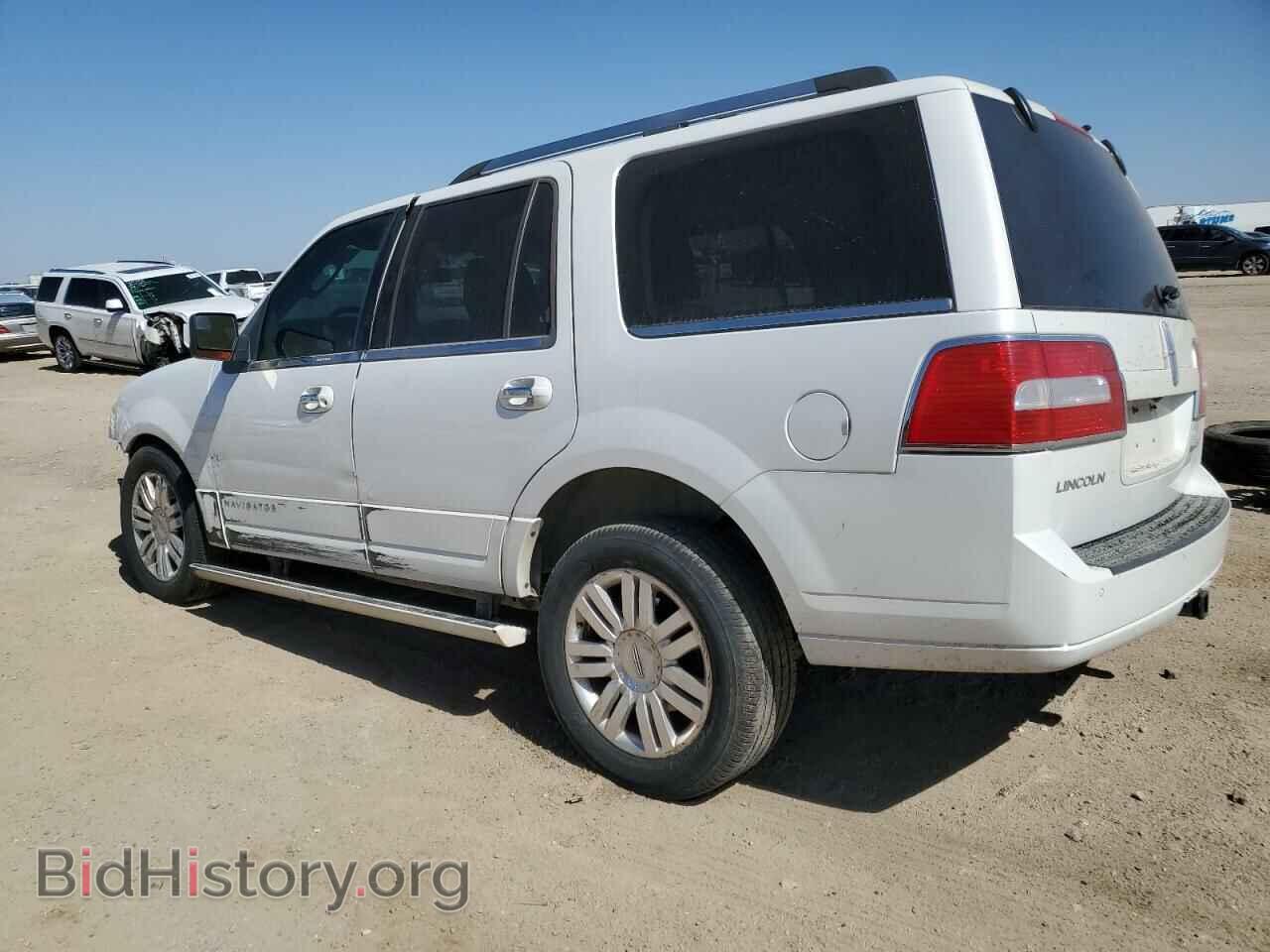 2012 LINCOLN NAVIGATOR - VIN: 5LMJJ2J58CEL02272 - Фото 2