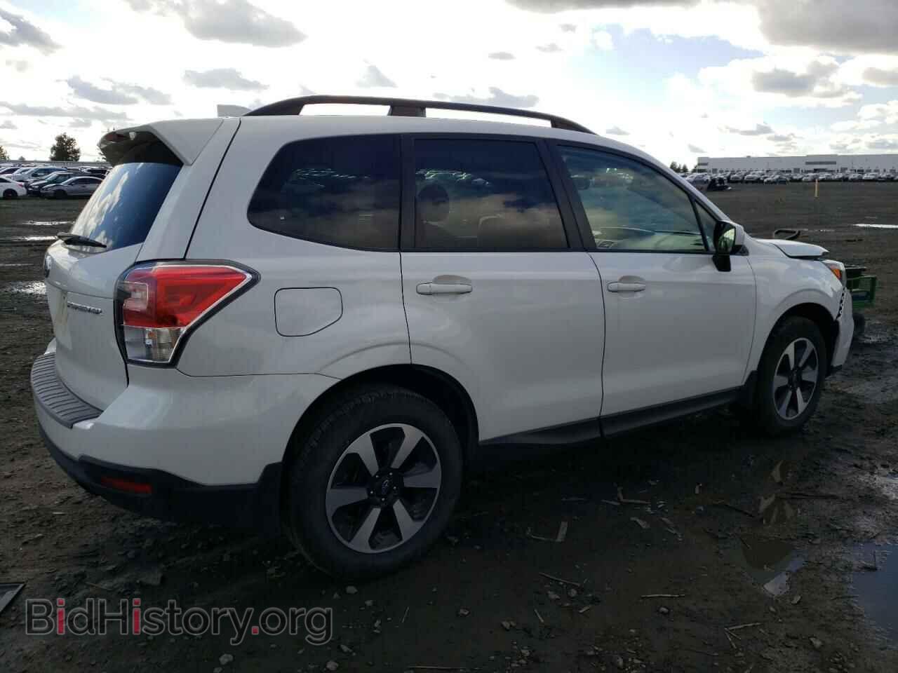 2018 SUBARU FORESTER - VIN: JF2SJAGC0JH441479 - Фото 3