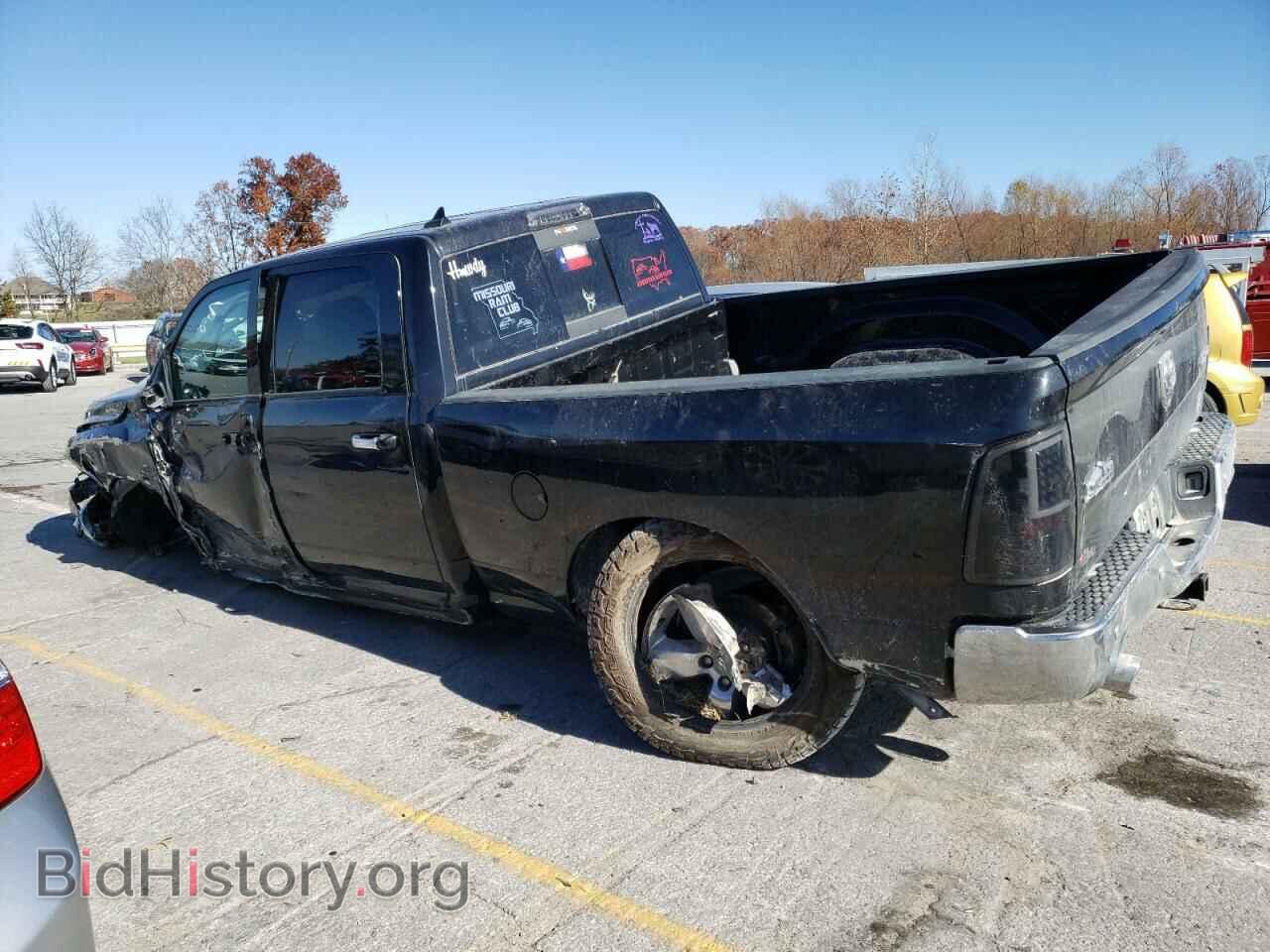 2017 RAM 1500 - VIN: 1C6RR7TTXHS772282 - Фото 2