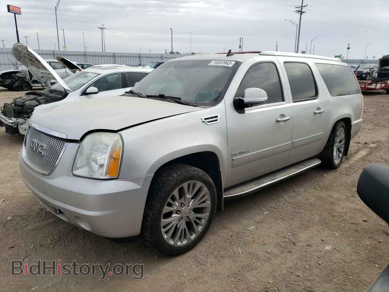 Photo 1GKUKMEF7AR121321 - GMC YUKON 2010