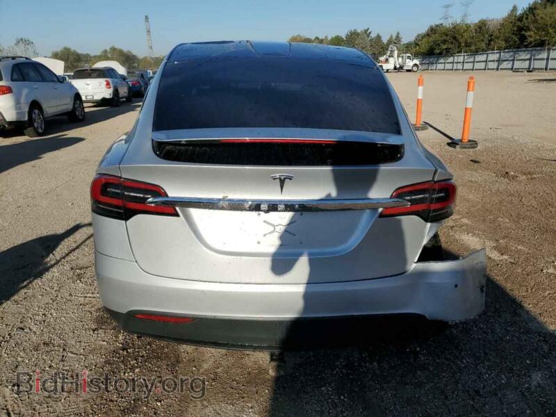 2018 Tesla MODEL X (VIN 5YJXCDE27JF101918) — photo 6 of 12