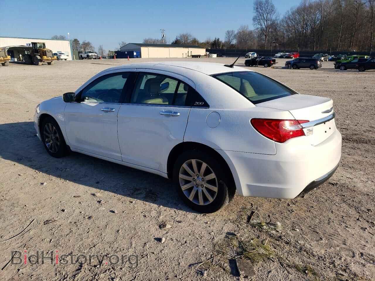 2013 CHRYSLER 200 - VIN: 1C3CCBCG6DN526140 - Photo 2
