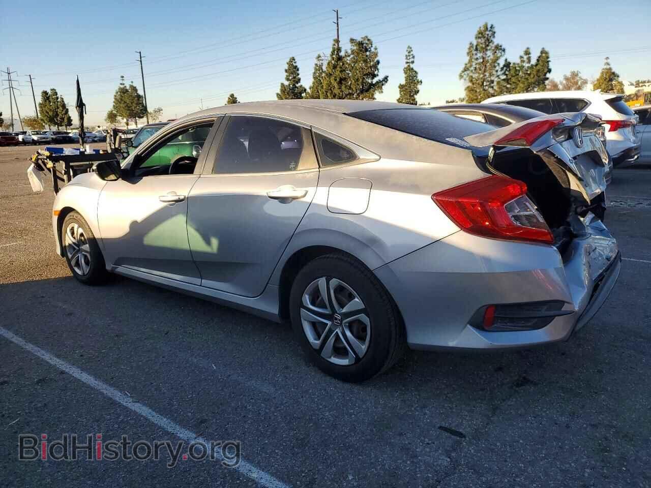 2018 HONDA CIVIC - VIN: 2HGFC2F58JH528531 - Фото 2