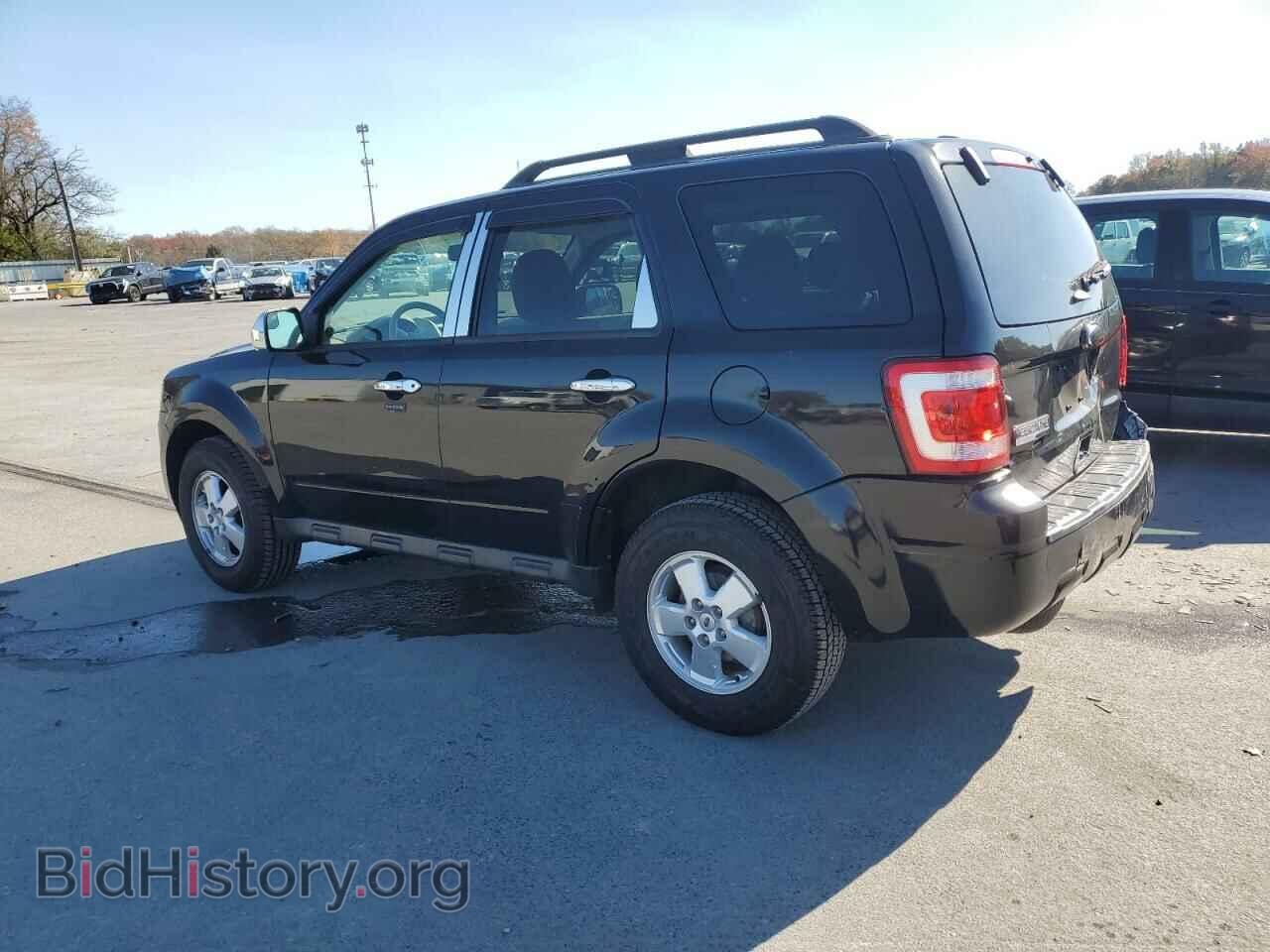 2011 FORD ESCAPE - VIN: 1FMCU0D79BKC39672 - Фото 2