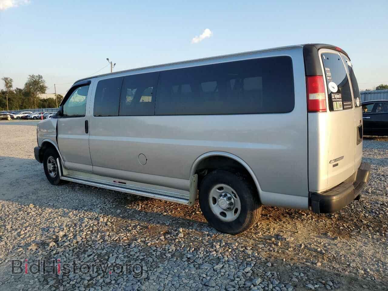 2010 CHEVROLET EXPRESS - VIN: 1GA2GZDG5A1166163 - Фото 2