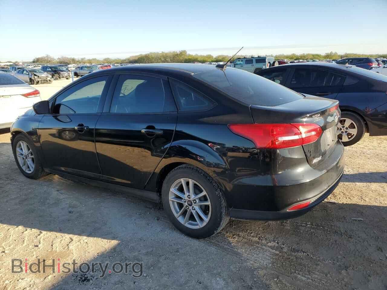 2017 FORD FOCUS - VIN: 1FADP3F2XHL210533 - Photo 2