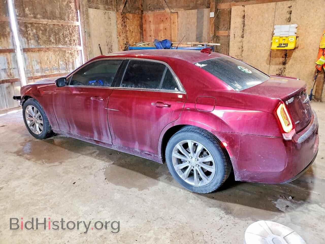 2018 CHRYSLER 300 - VIN: 2C3CCARG7JH118087 - Photo 2