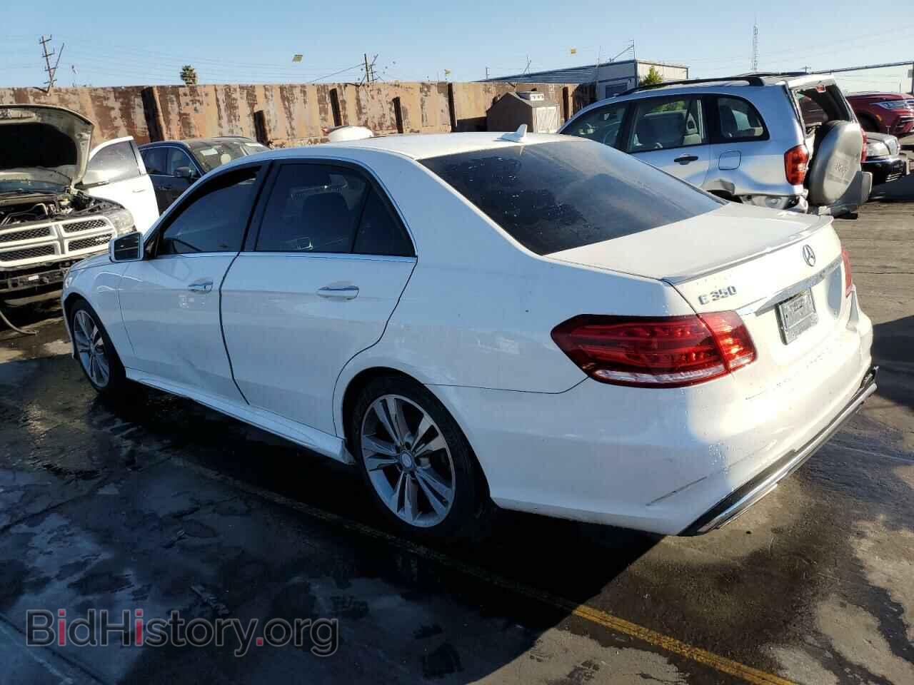 2014 MERCEDES-BENZ E-CLASS - VIN: WDDHF5KB8EA813042 - Фото 2