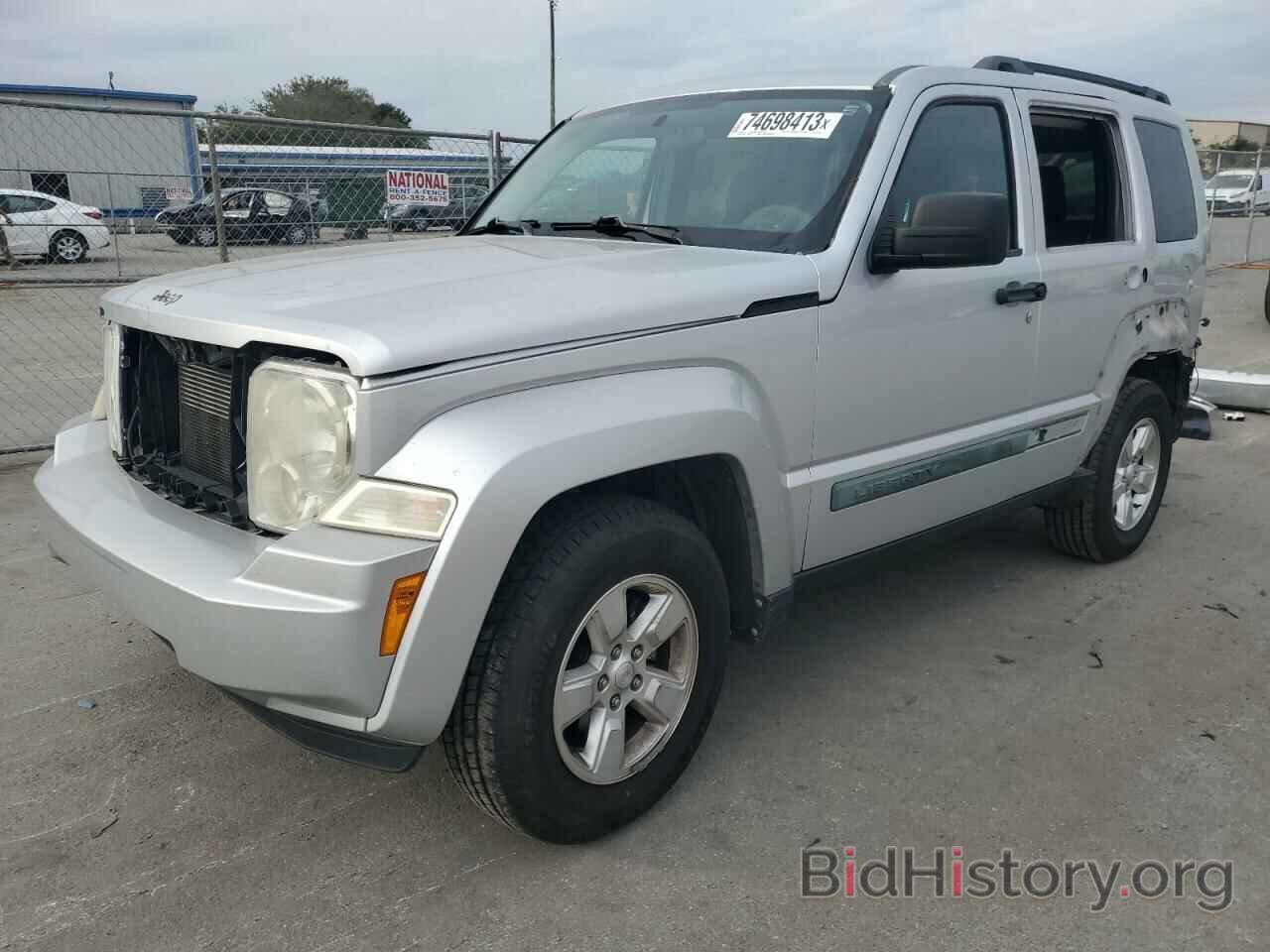 Photo 1J4PP2GK2AW181236 - JEEP LIBERTY 2010