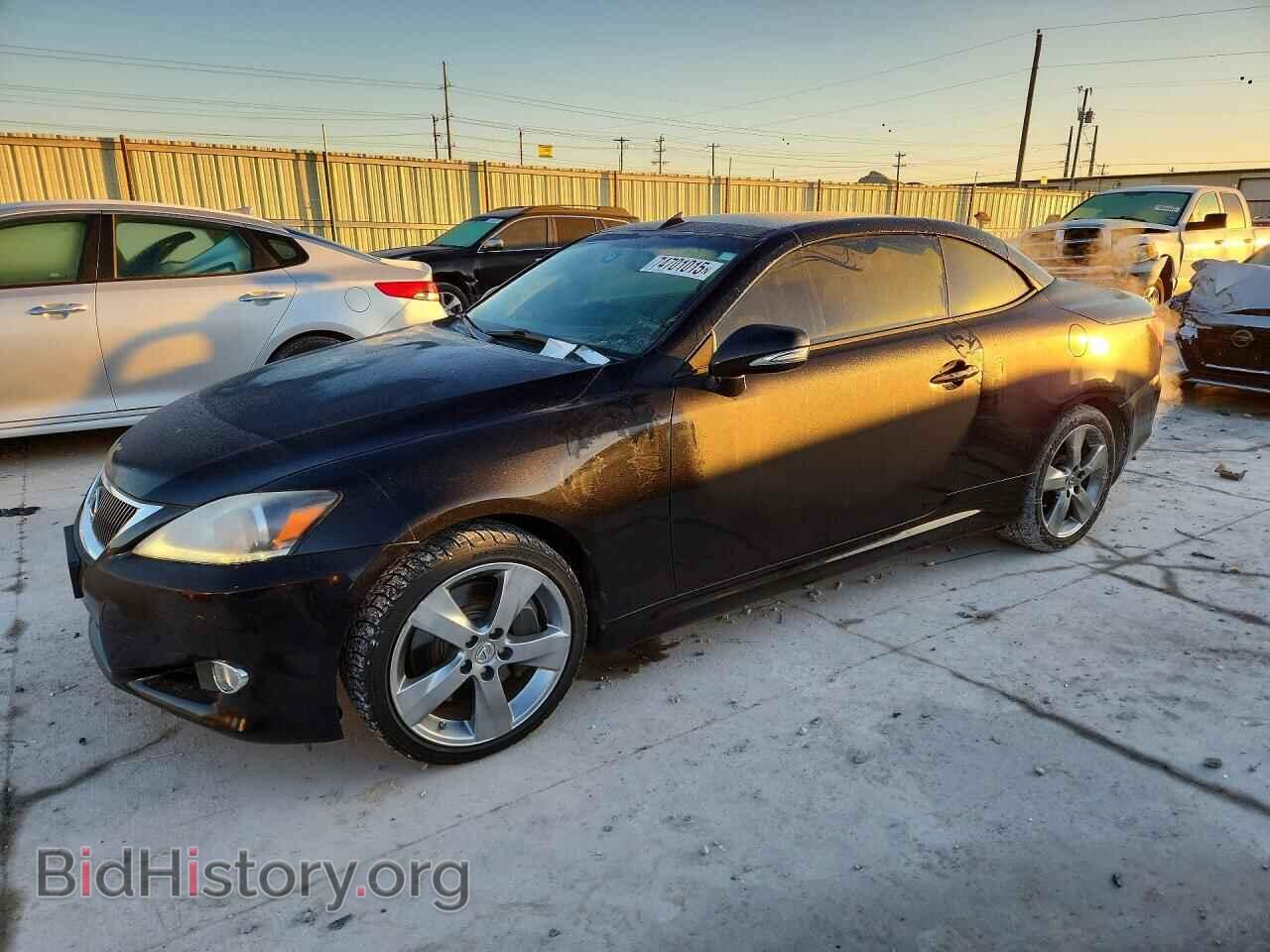 Фотография JTHFE2C21B2505426 - LEXUS IS 2011