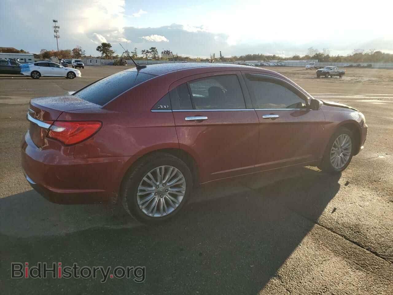 2011 CHRYSLER 200 - VIN: 1C3BC2FB4BN533788 - Фото 3