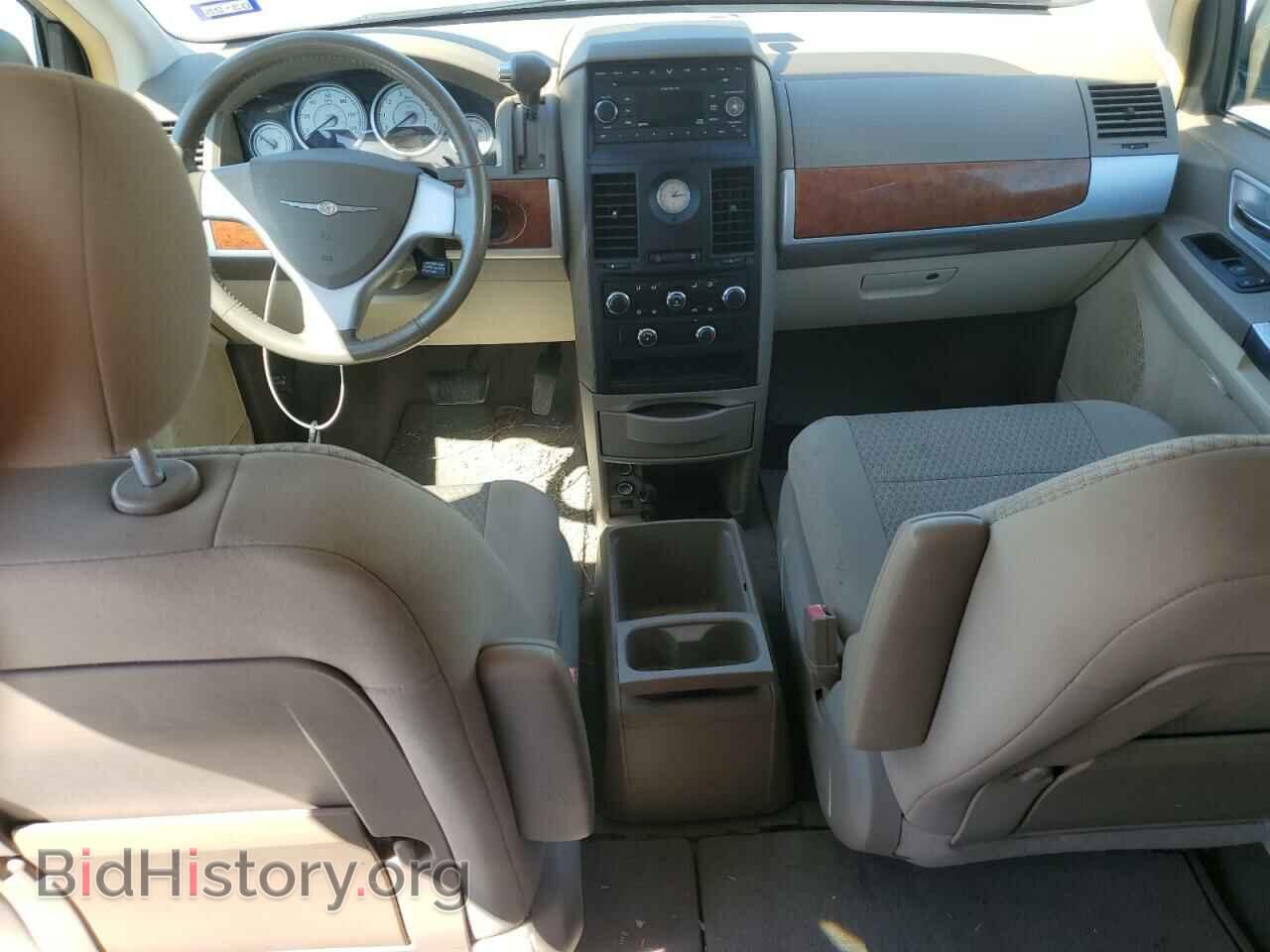 2008 CHRYSLER MINIVAN - VIN: 2A8HR54P18R635526 - Фото 8
