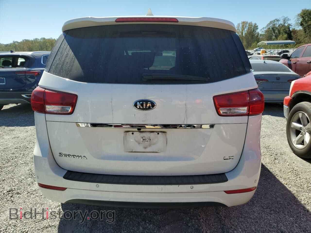 2017 KIA All Models - VIN: KNDMB5C14H6268121 - Фото 6