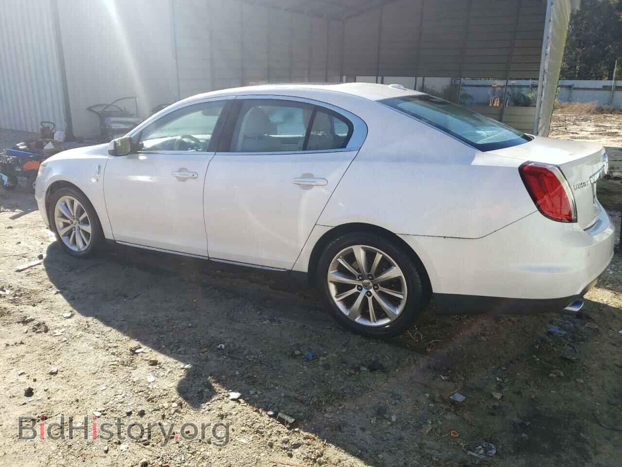 2011 LINCOLN MKS - VIN: 1LNHL9DR1BG608056 - Фото 2