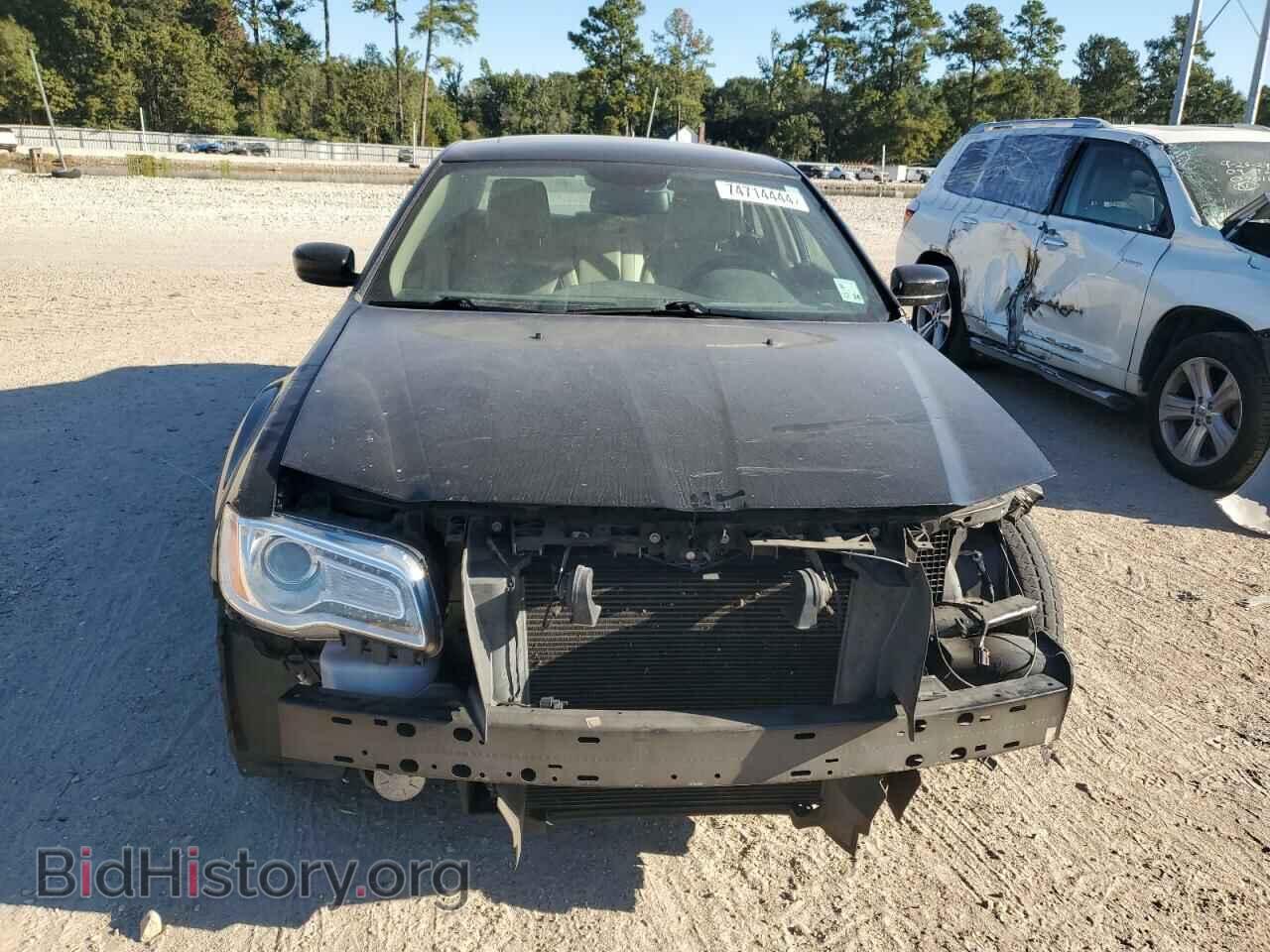 2014 CHRYSLER 300 - VIN: 2C3CCAAG6EH377817 - Фото 5