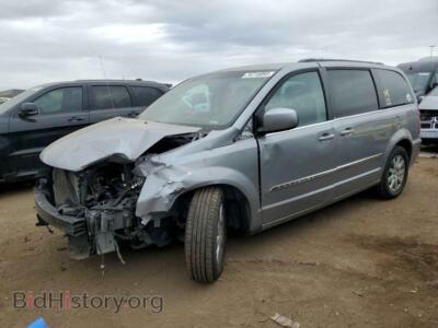 2014 Chrysler MINIVAN Town & COU, silver — VIN 2C4RC1BG8ER158386, Copart