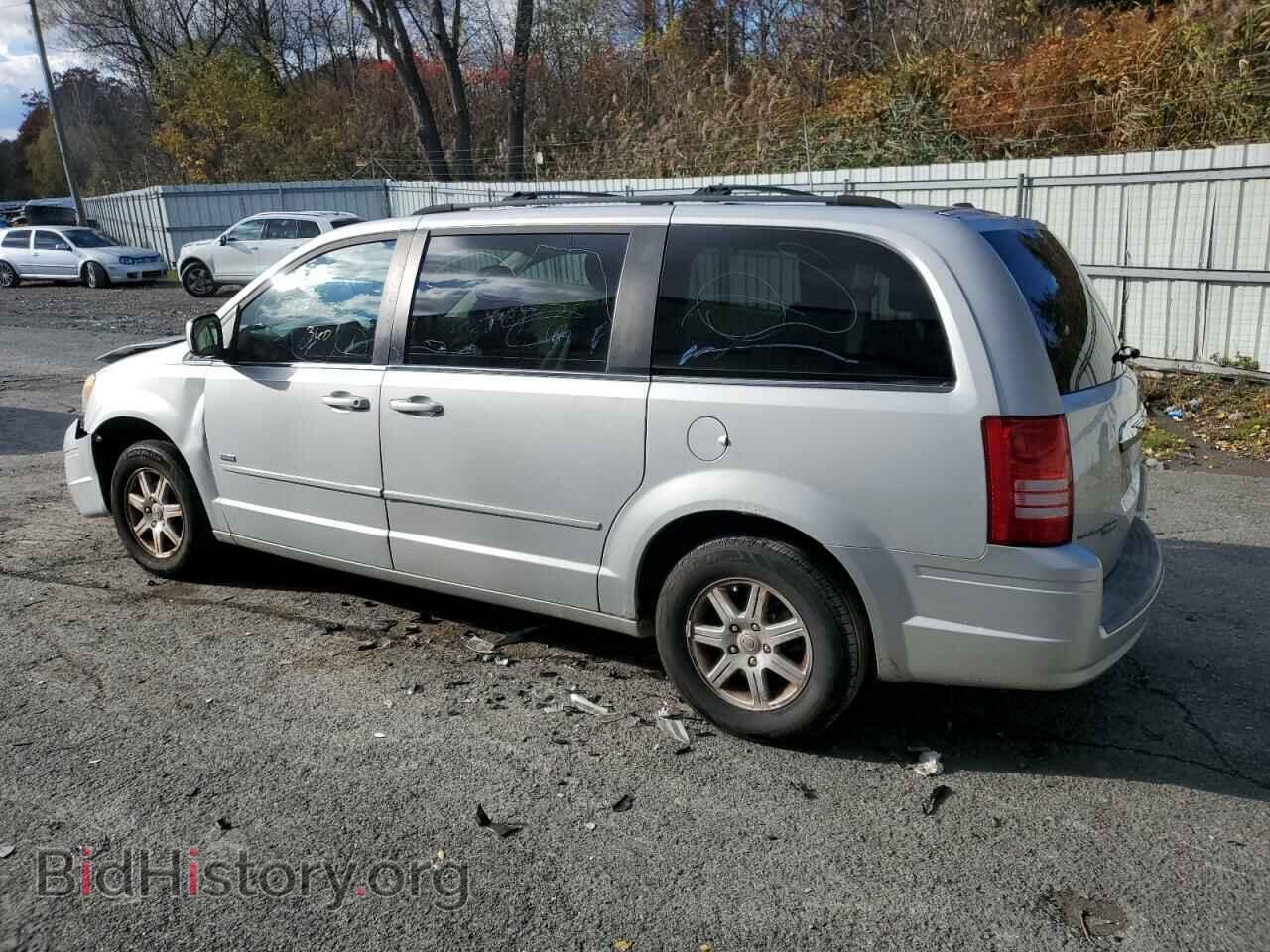 2008 CHRYSLER MINIVAN - VIN: 2A8HR54P28R790943 - Фото 2