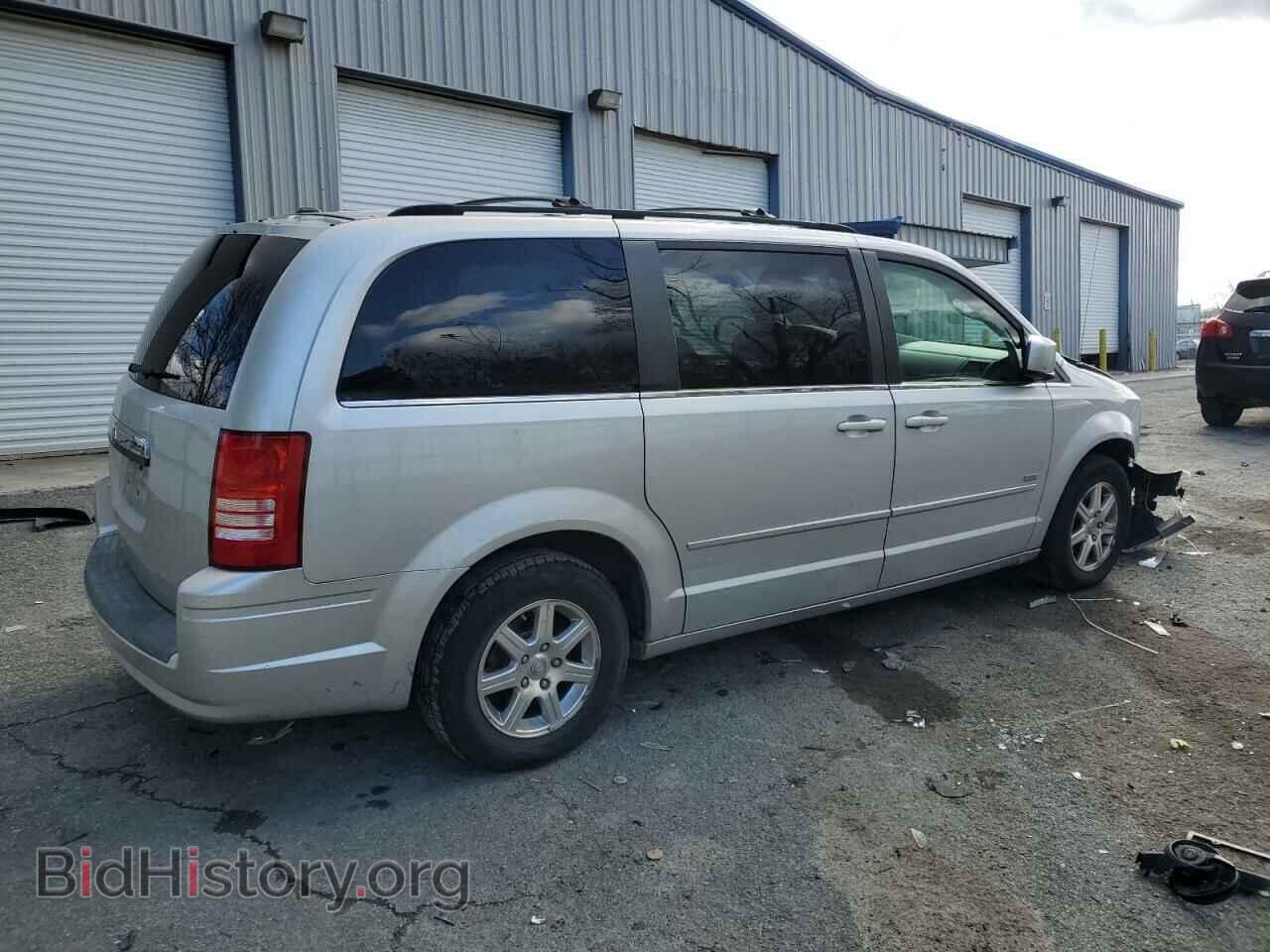 2008 CHRYSLER MINIVAN - VIN: 2A8HR54P28R790943 - Фото 3