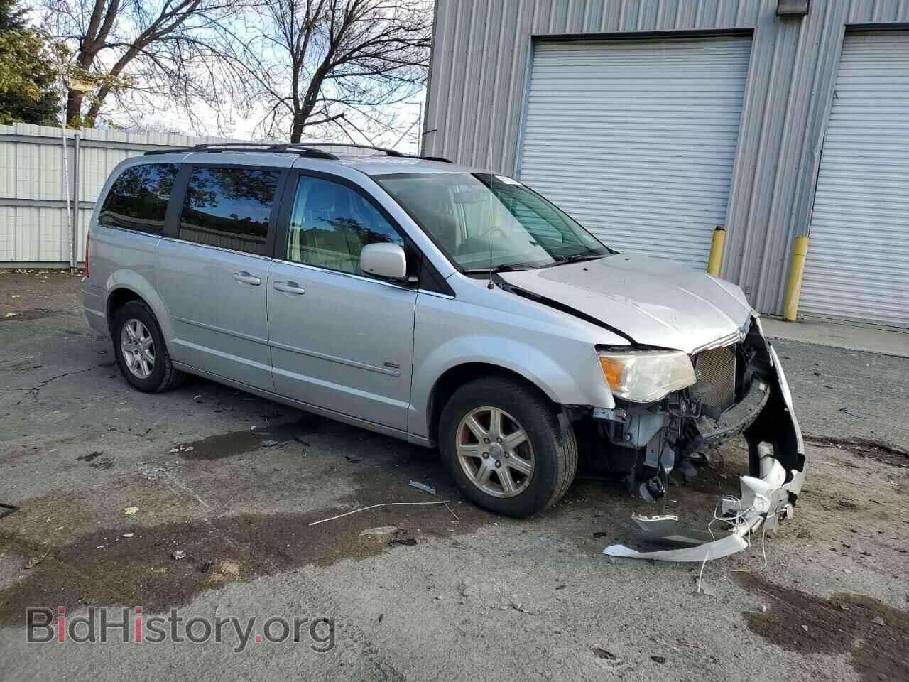 2008 CHRYSLER MINIVAN - VIN: 2A8HR54P28R790943 - Фото 4