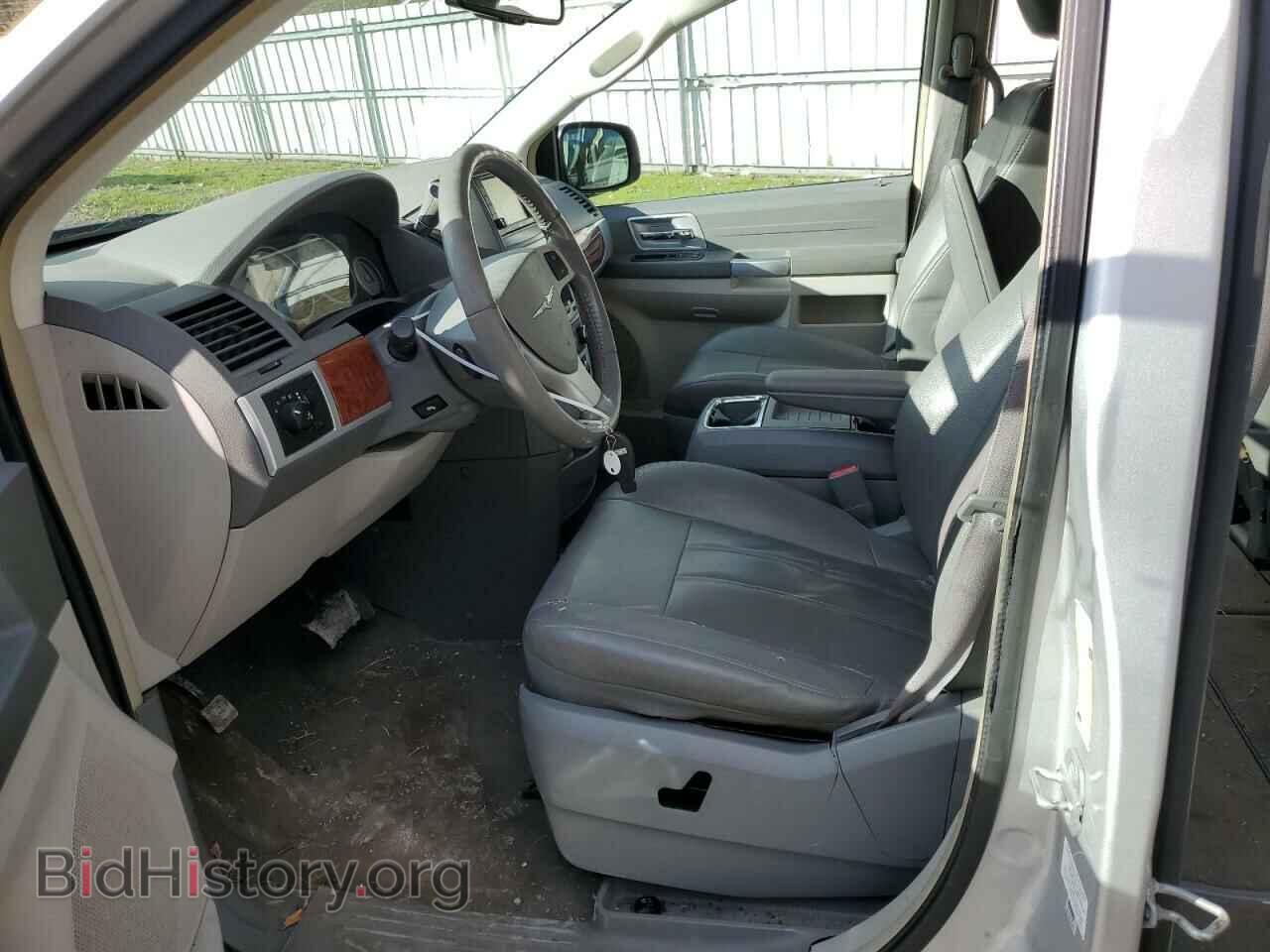 2008 CHRYSLER MINIVAN - VIN: 2A8HR54P28R790943 - Фото 7