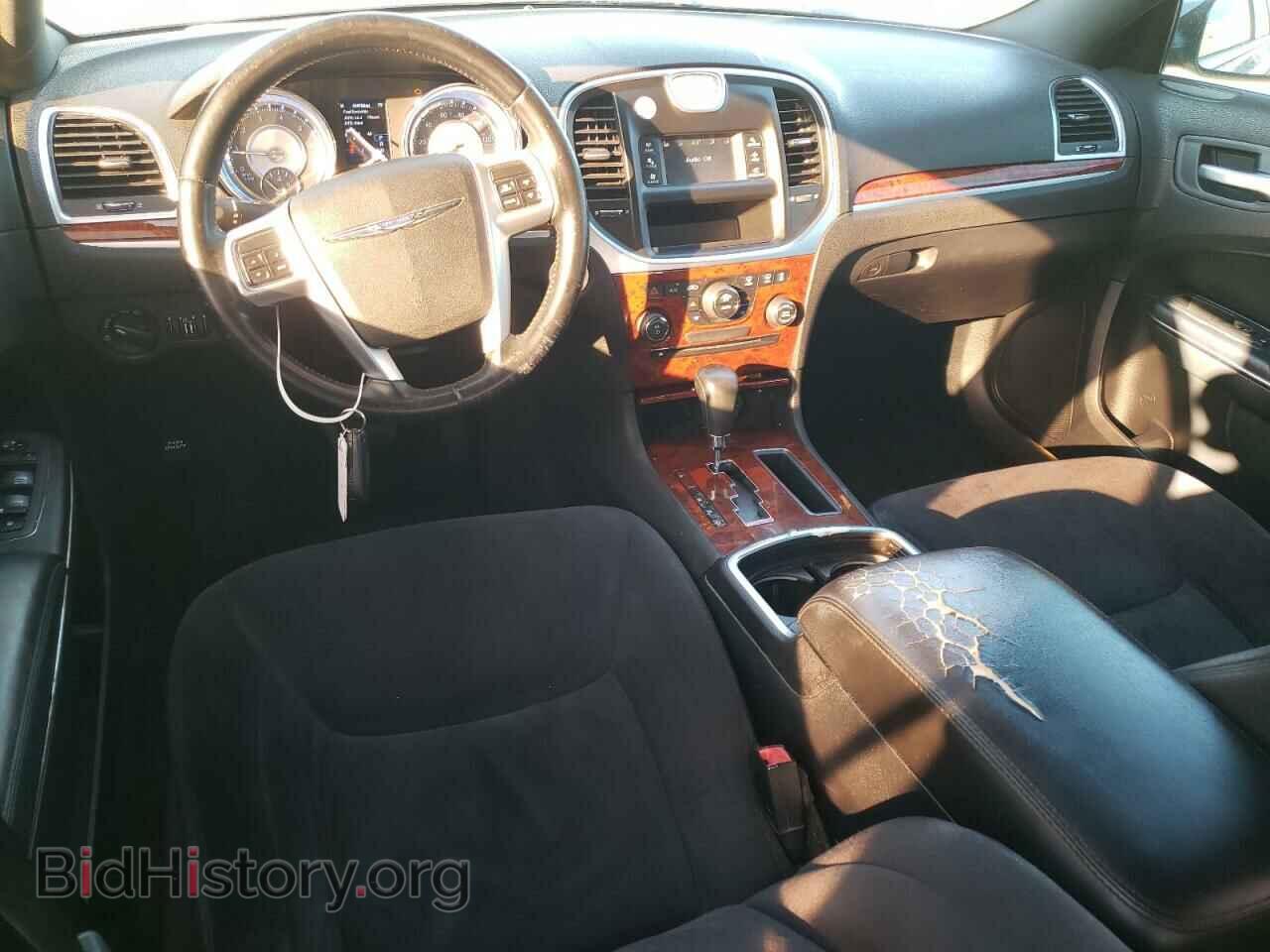 2012 CHRYSLER 300 - VIN: 2C3CCAAG0CH175150 - Фото 8