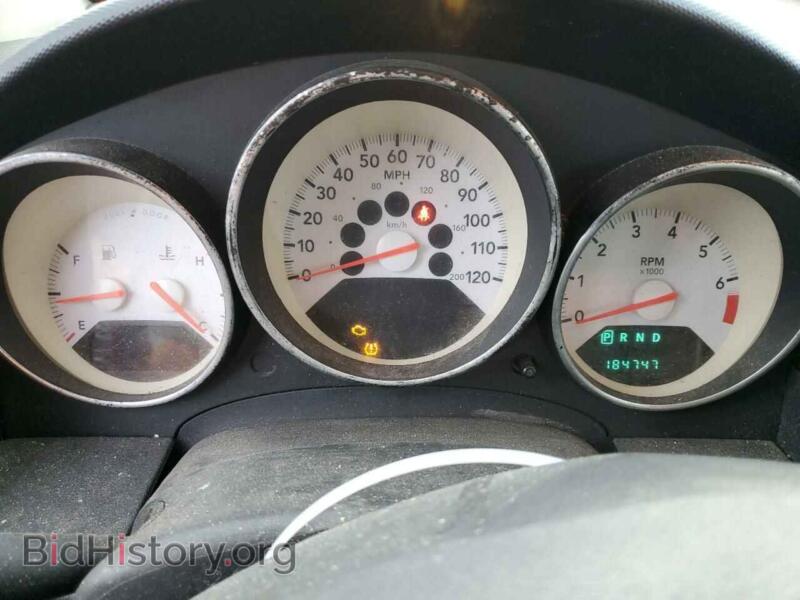 2008 Dodge CALIBER (VIN 1B3HB48B88D578864) — фото 9 из 12