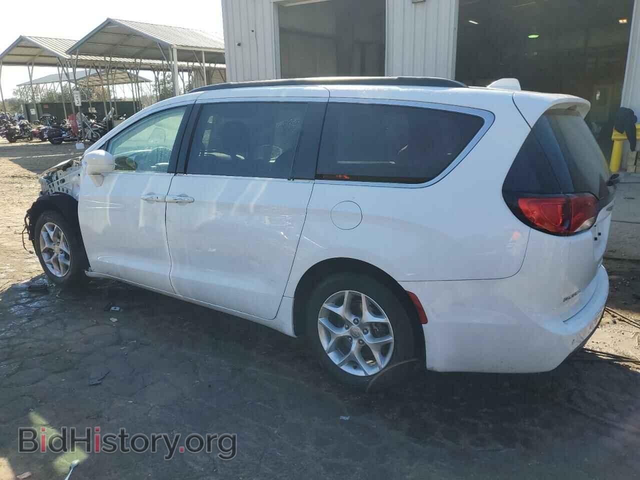 2018 CHRYSLER PACIFICA - VIN: 2C4RC1FG8JR101660 - Photo 2