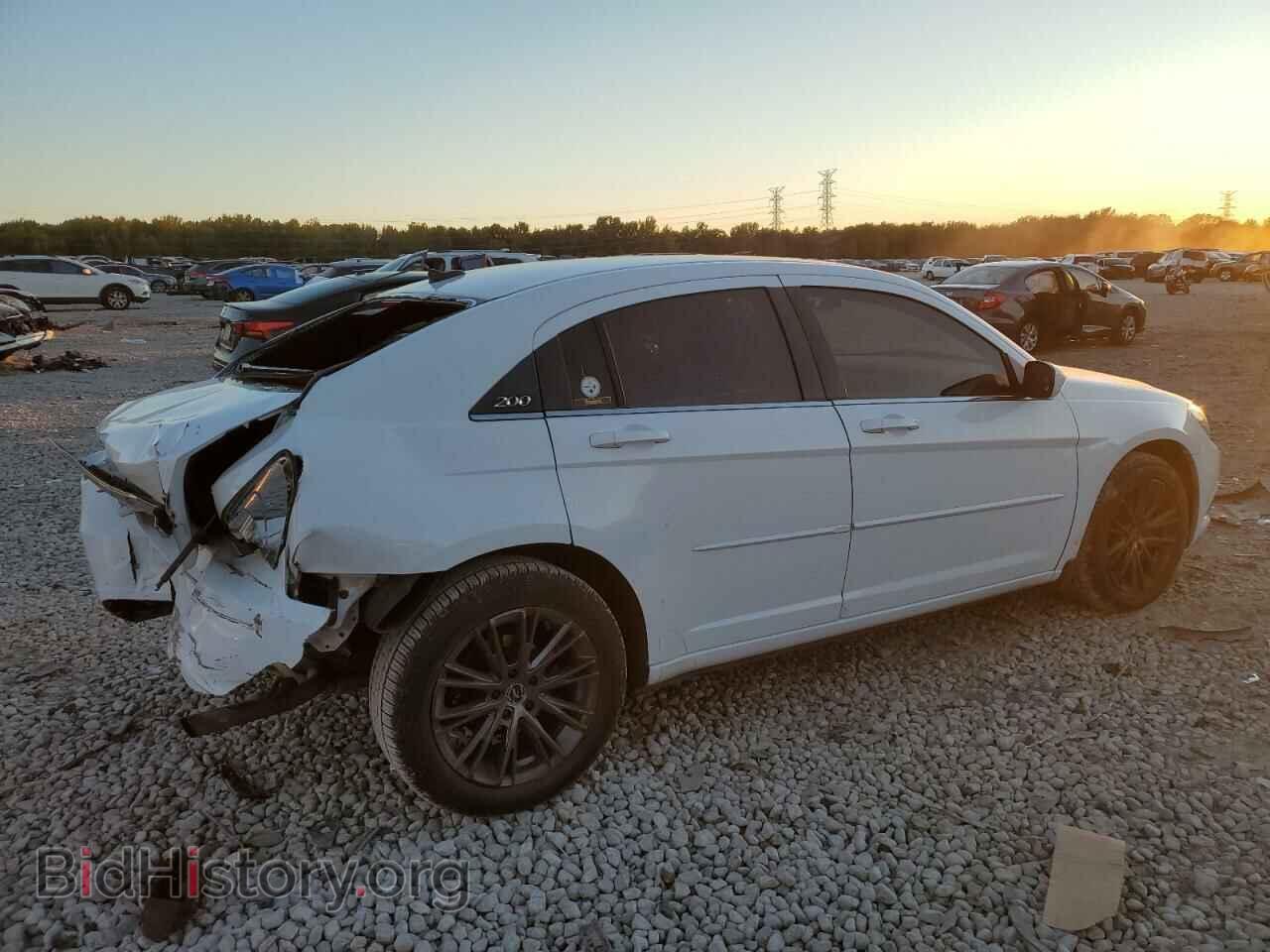 2012 CHRYSLER 200 - VIN: 1C3CCBAB3CN317816 - Фото 3