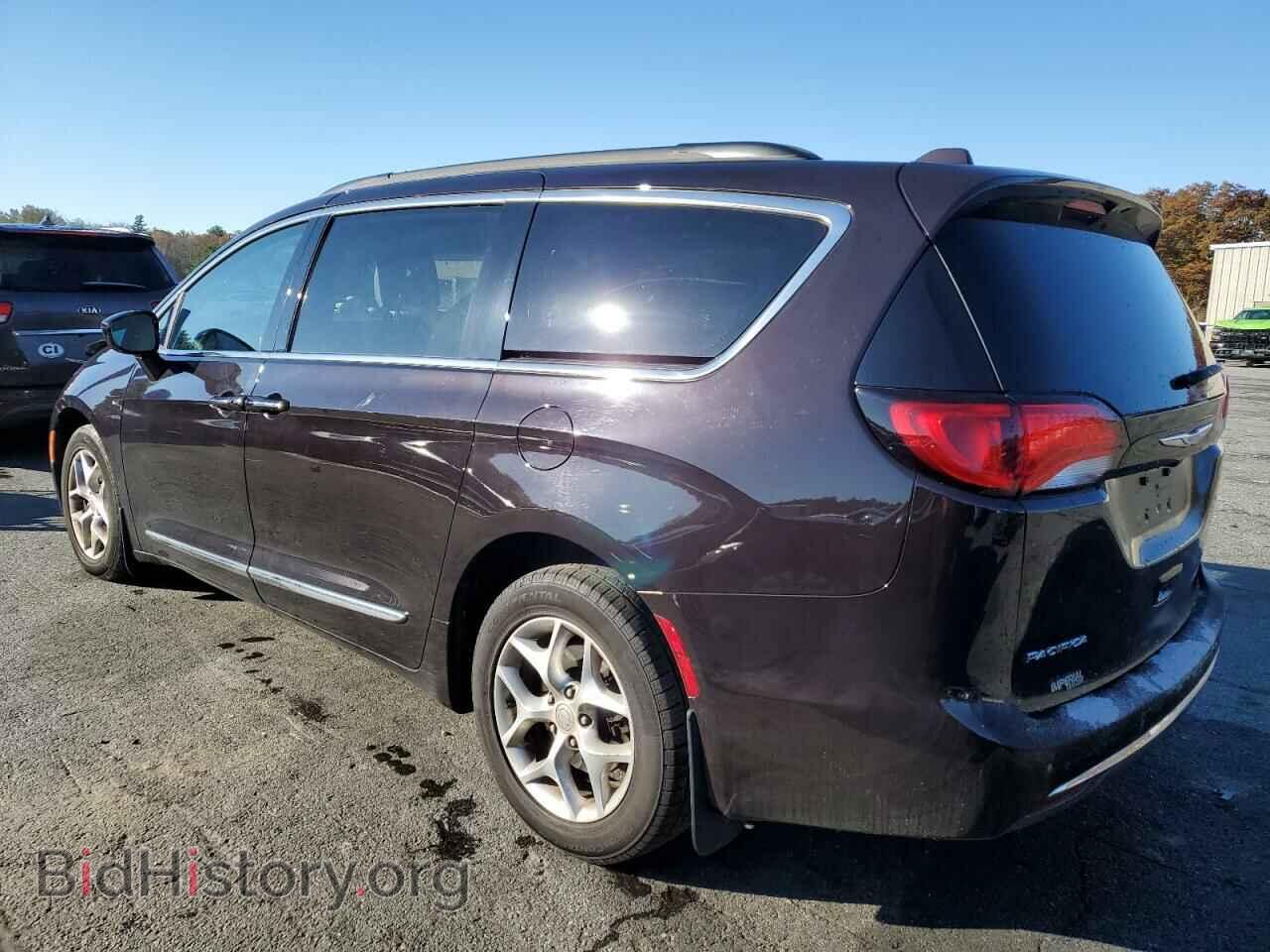 2017 CHRYSLER PACIFICA - VIN: 2C4RC1BG9HR648324 - Photo 2
