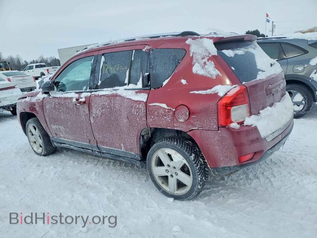 2011 JEEP COMPASS - VIN: 1J4NF5FB6BD201398 - Photo 2