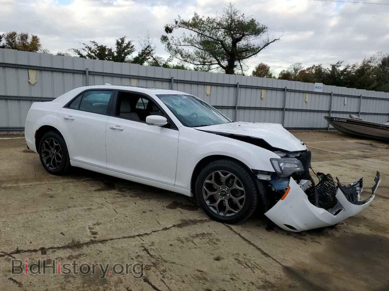 2018 CHRYSLER 300 - VIN: 2C3CCAGG8JH204138 - Фото 4