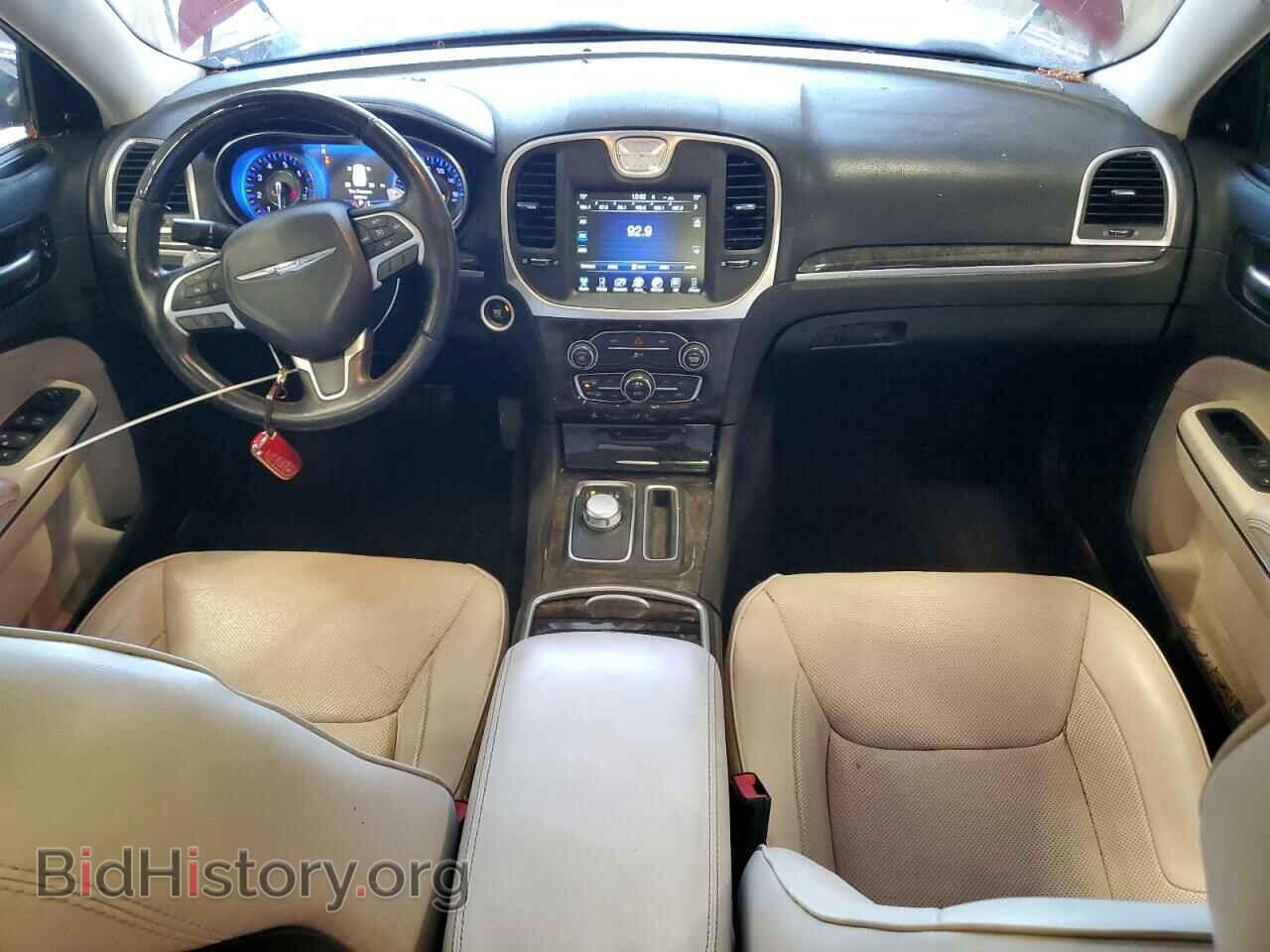 2016 CHRYSLER 300 - VIN: 2C3CCAET0GH145224 - Фото 8