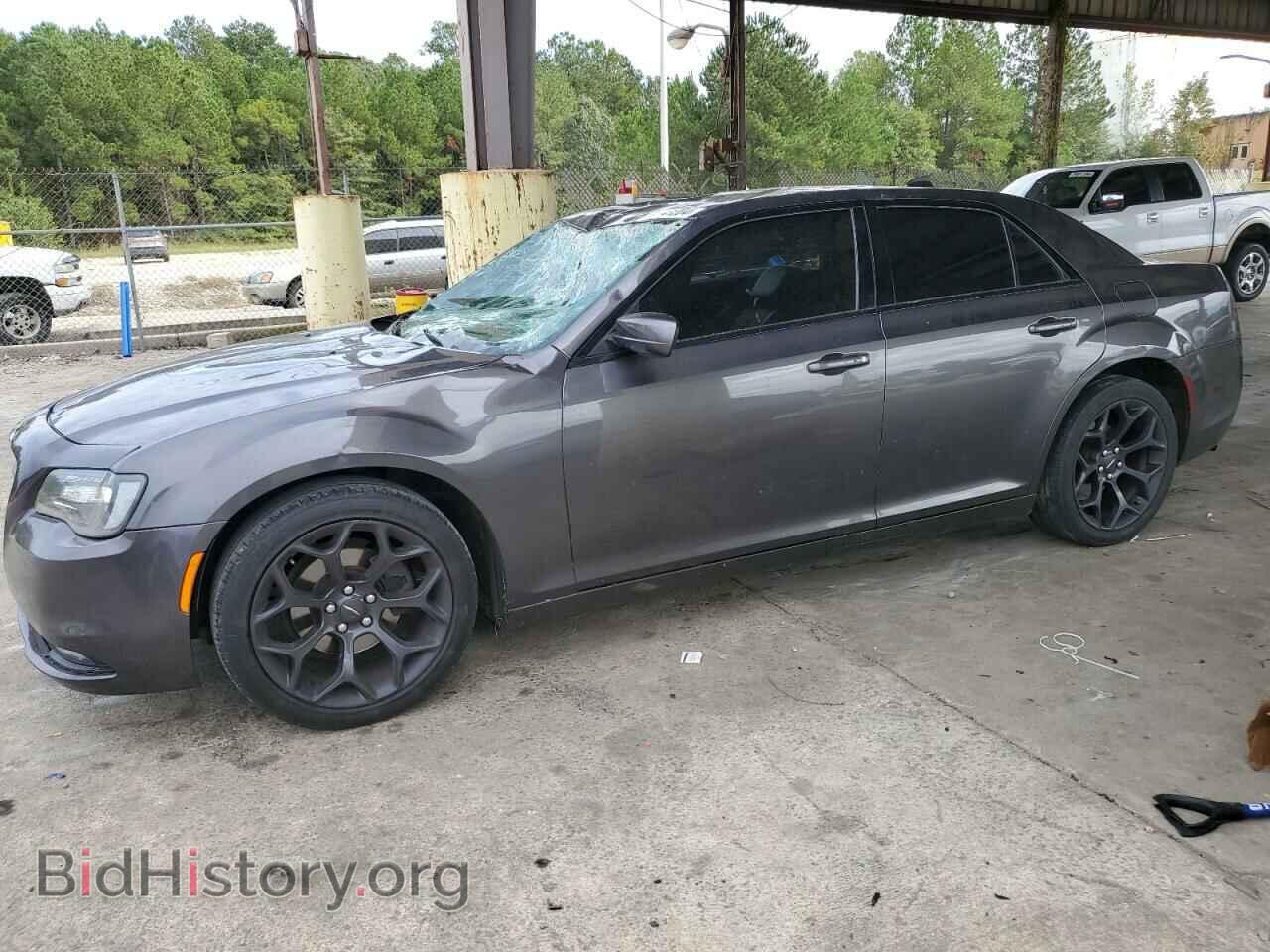 Фотография 2C3CCABG8KH746087 - CHRYSLER 300 2019