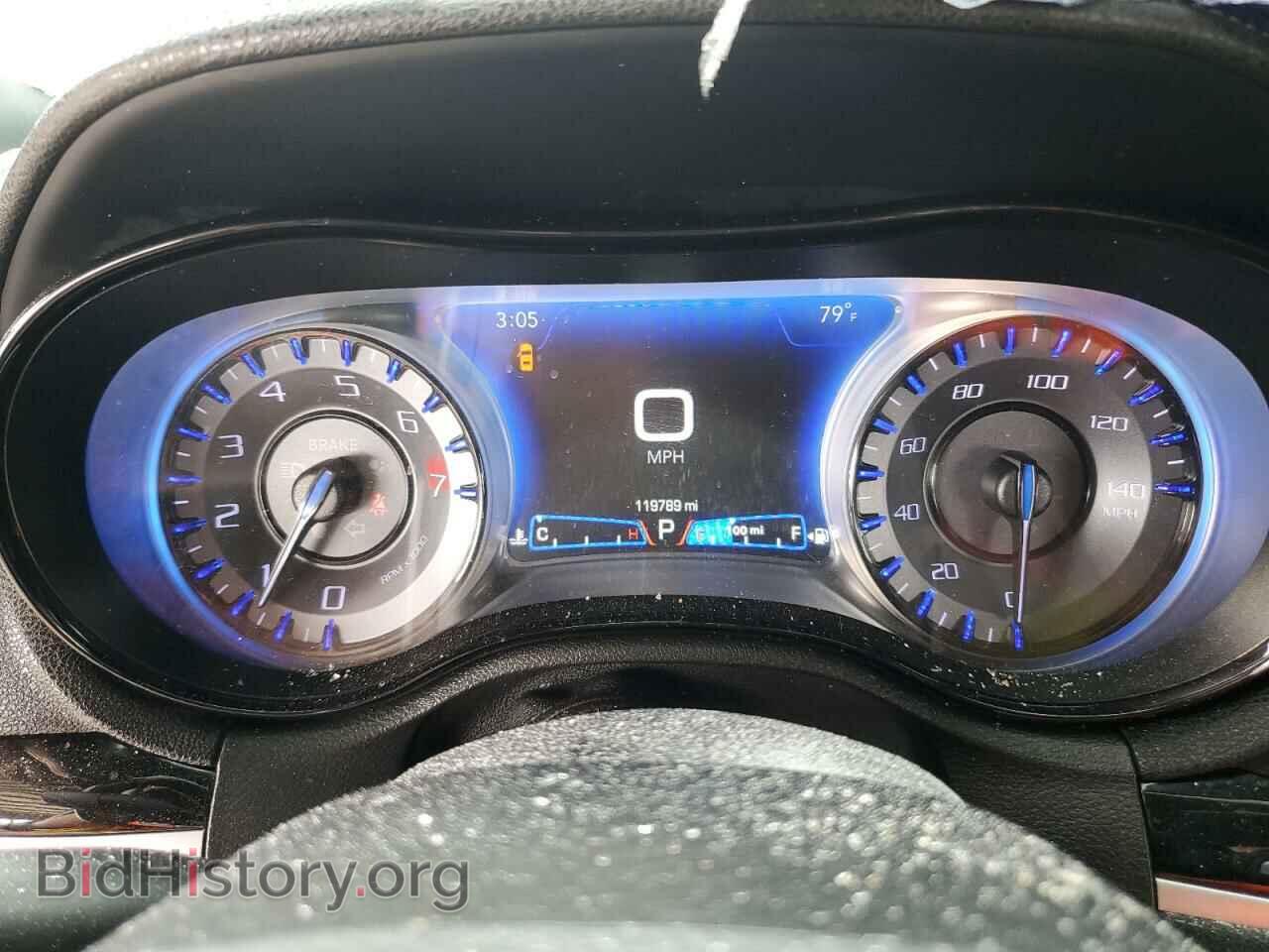 2019 CHRYSLER 300 - VIN: 2C3CCABG8KH746087 - Фото 9