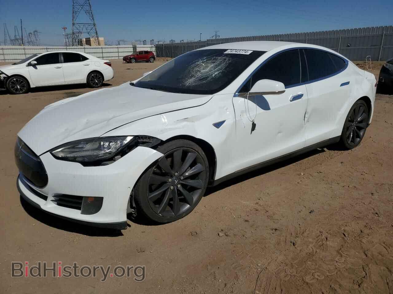Фотография 5YJSA1E1XFF105667 - TESLA MODEL S 2015