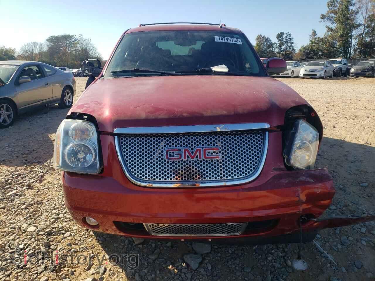 2014 GMC YUKON - VIN: 1GKS2EEF1ER201412 - Фото 5
