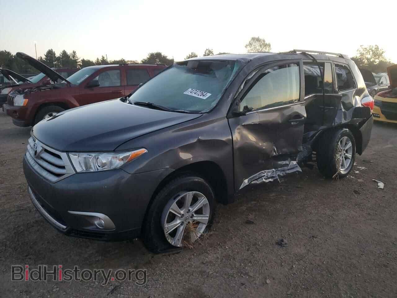 Фотография 5TDBK3EH3BS041922 - TOYOTA HIGHLANDER 2011